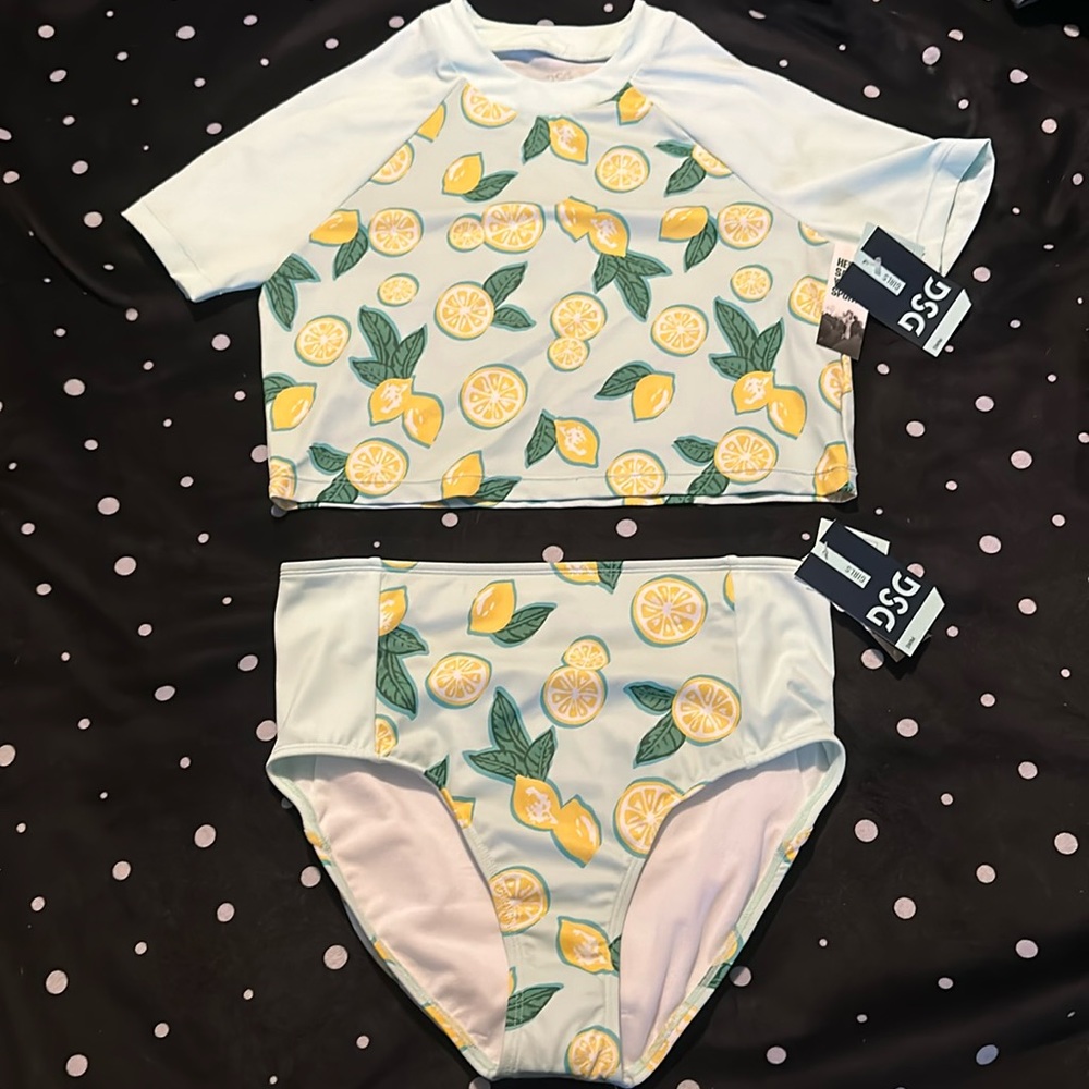 DSG LEMON SWIM SET: RASHGUARD & BOTTOM: BLUE/LEMON PRINT: NEW WITH TAGS: XL (16)